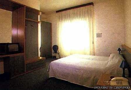 Regina Hotel 3*